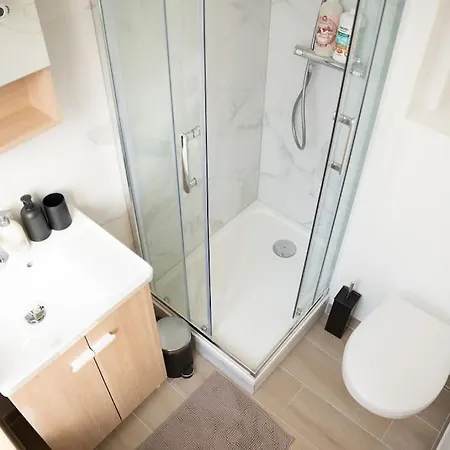 Mla Homes - Sunny Foller Nancy